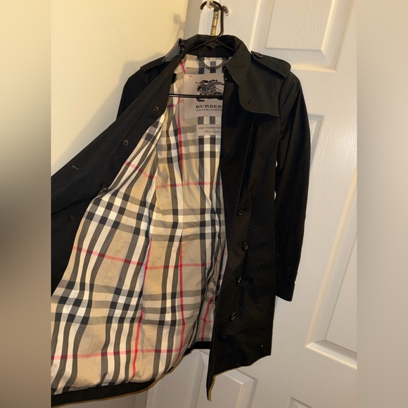 Burberry Black Trench Coat - Picture 2 of 4